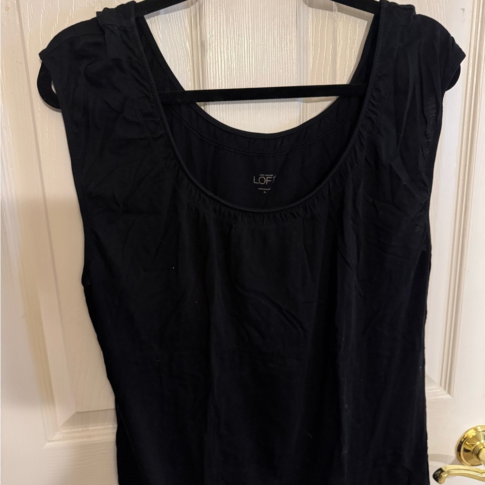 LOFT Women's Classic Black Tank Top